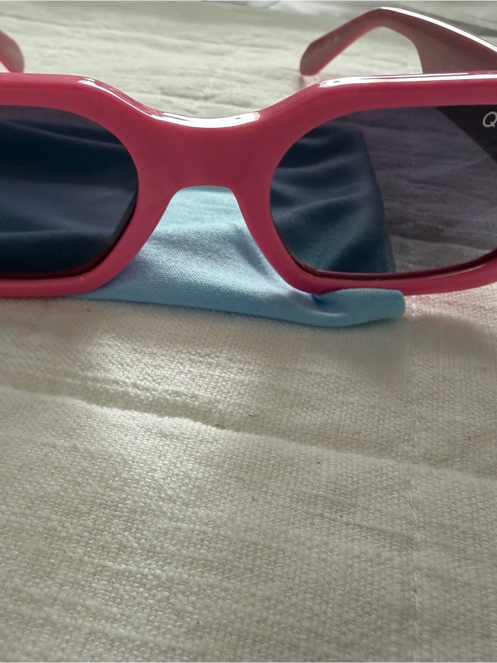 Quay Australia Bright Pink Rectangular Sunglasses